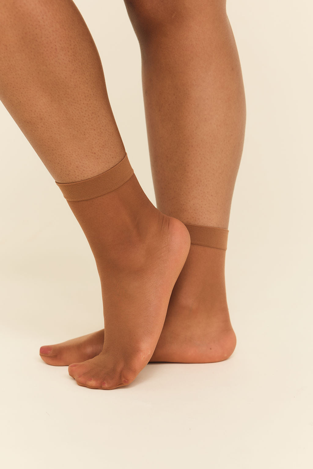 RADIANCE 20 Denier Matt Socks